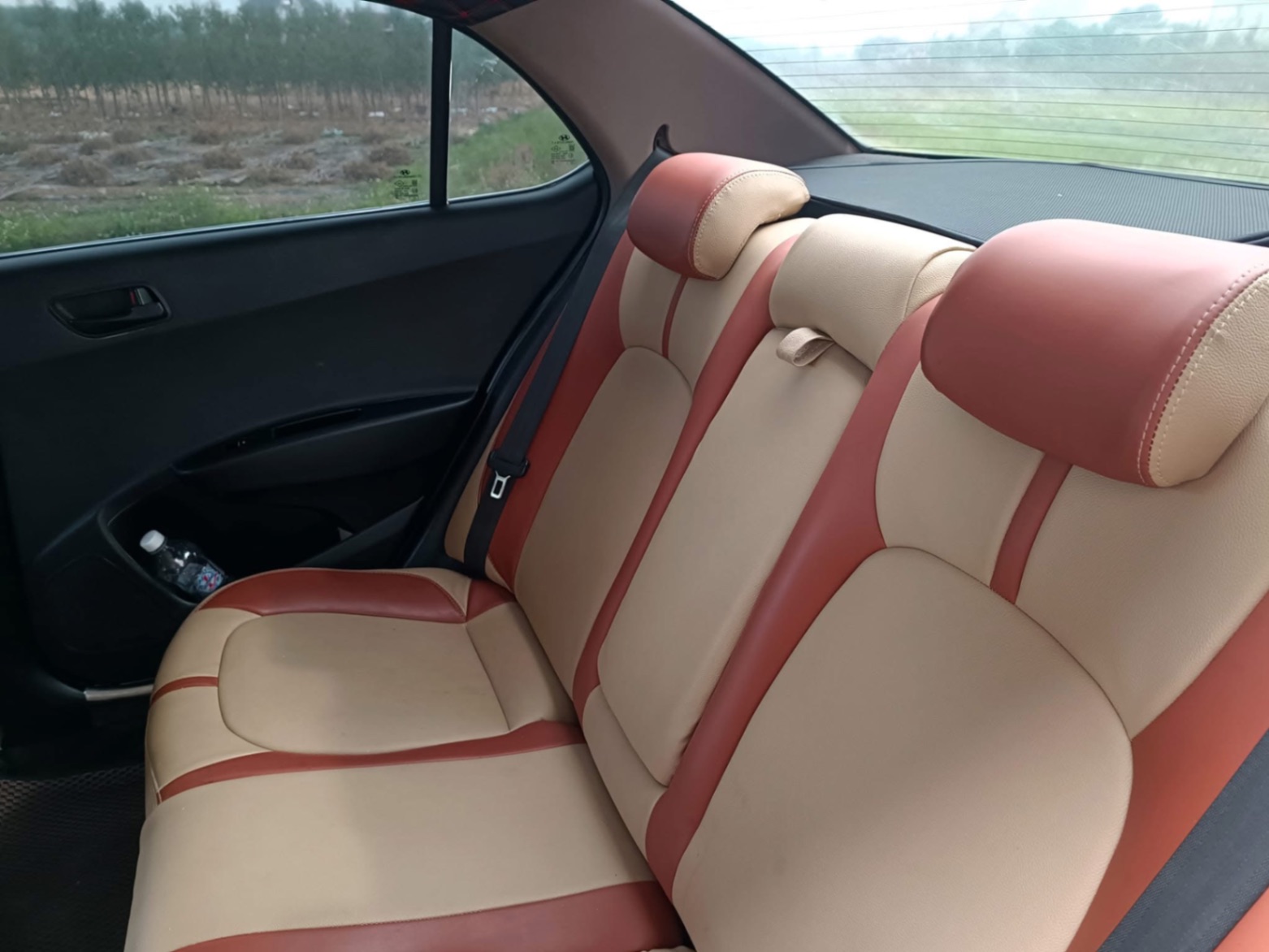 Hyundai I10 Grand 1.2 MT Base 2015 - Nội thất 1