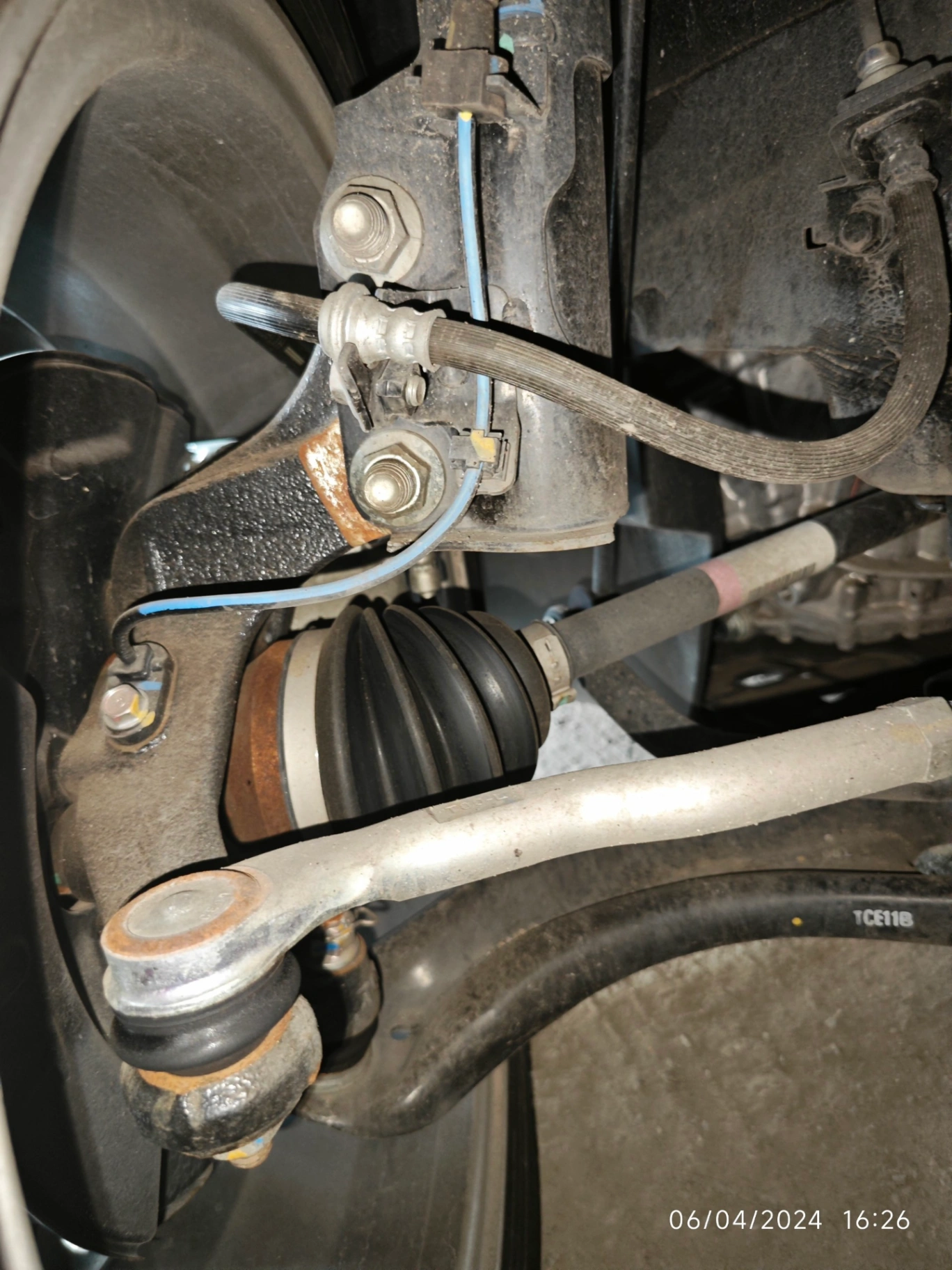 Honda City RS 1.5 AT 2023 - Khoang động cơ 5