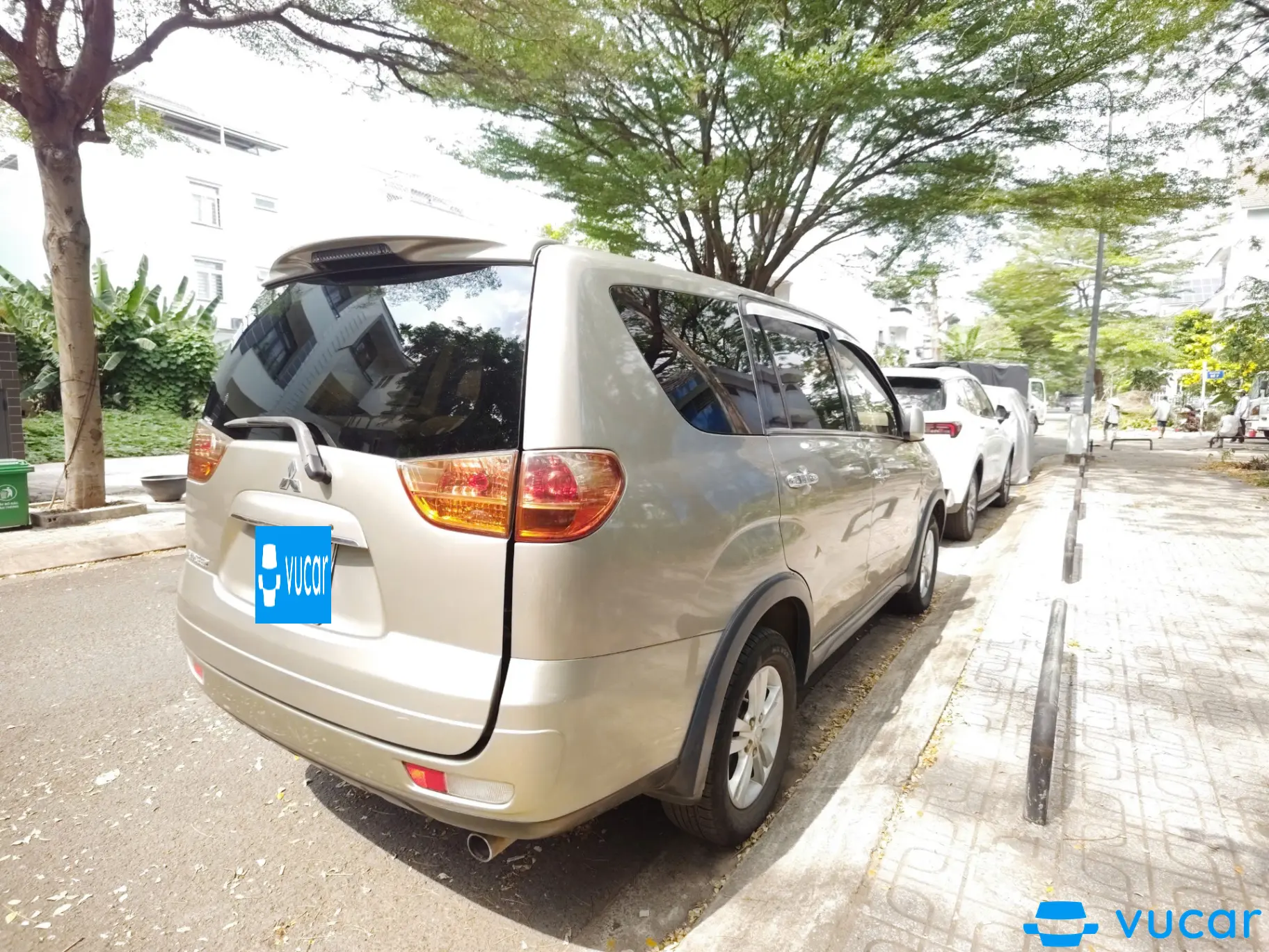 Mitsubishi Zinger GLS 2.4 MT 2008 - Ngoại thất 4