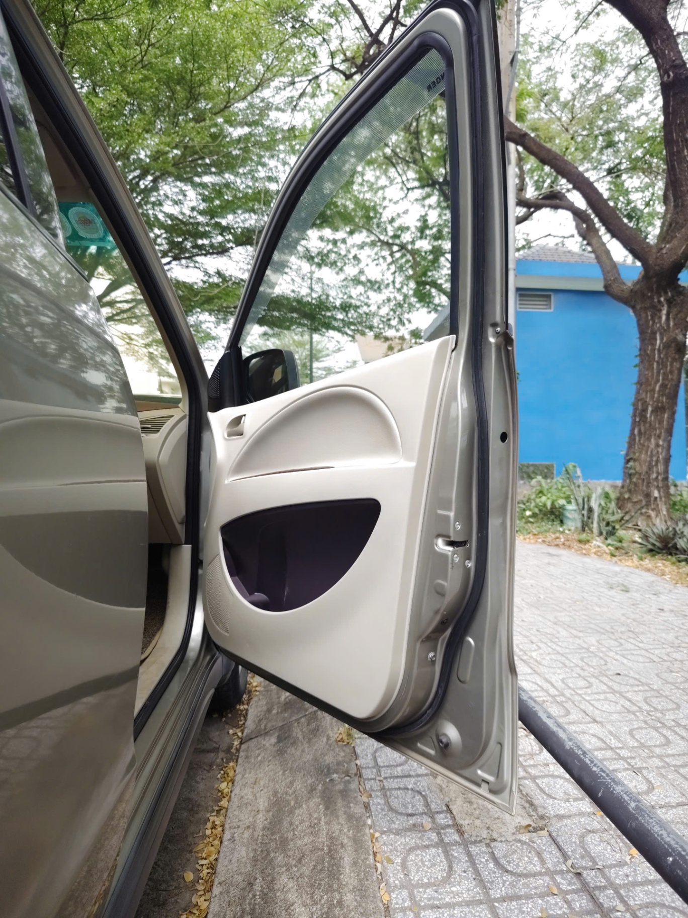 Mitsubishi Zinger GLS 2.4 MT 2008 - Nội thất 8