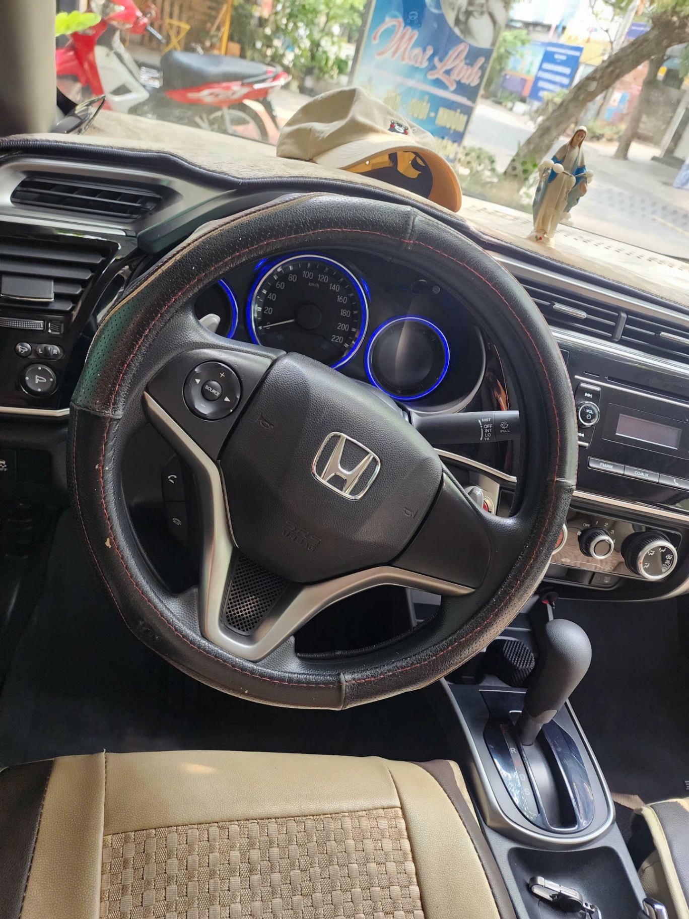 Honda City 1.5 AT 2016 - Nội thất 1