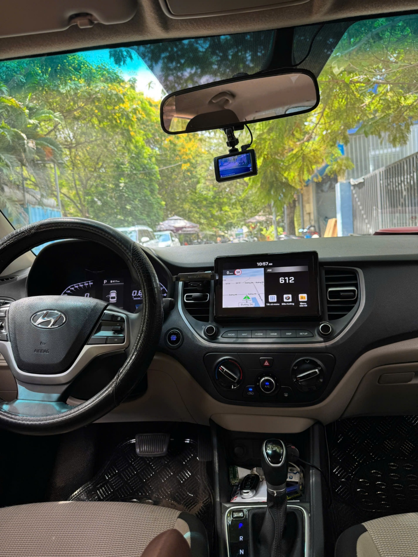 Hyundai Accent 1.4AT 2021 - Nội thất 2