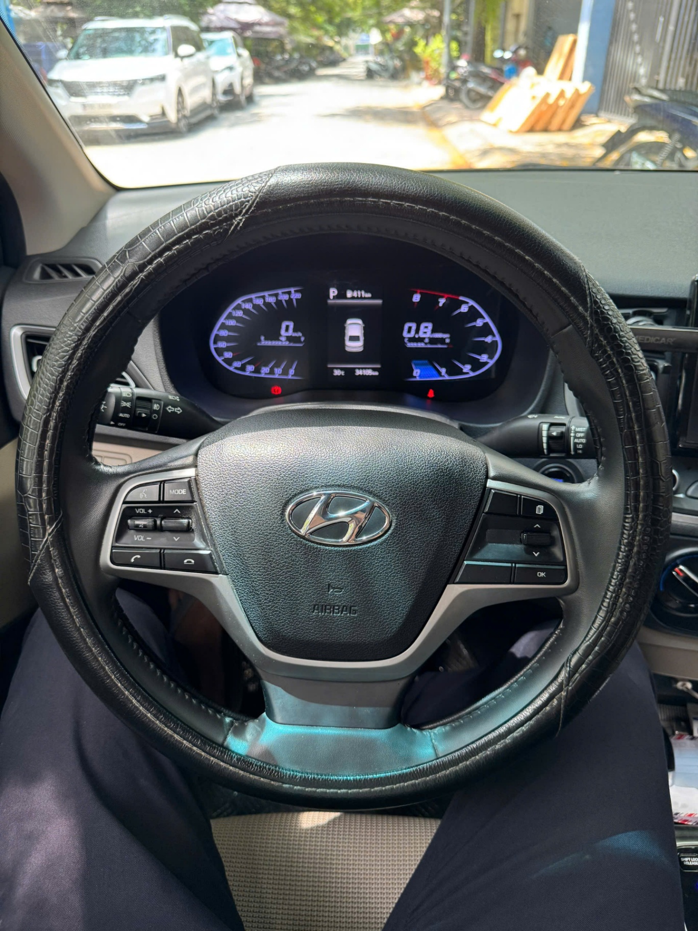 Hyundai Accent 1.4AT 2021 - Nội thất 3