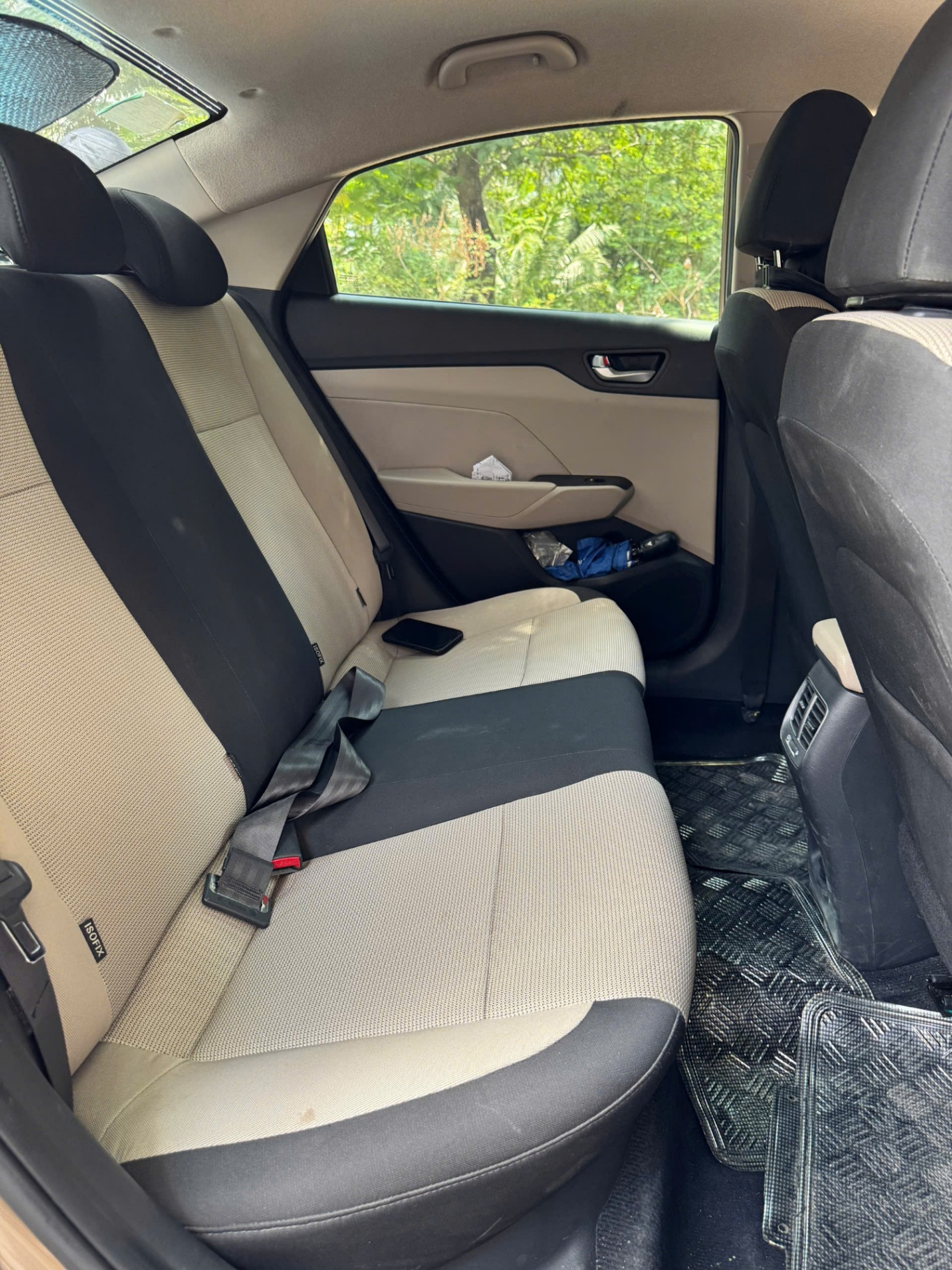Hyundai Accent 1.4AT 2021 - Nội thất 5