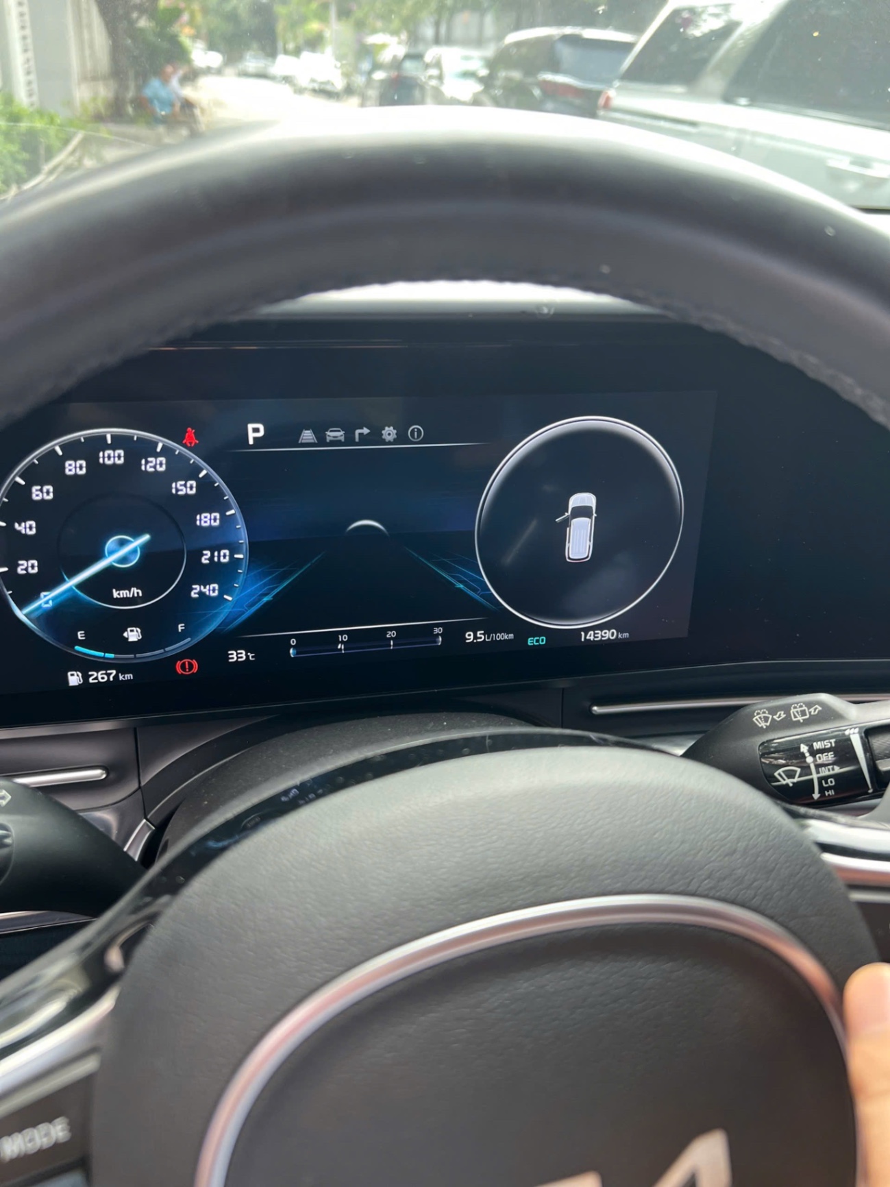 Kia Carnival Signature 2.2D 2023 - Nội thất 2