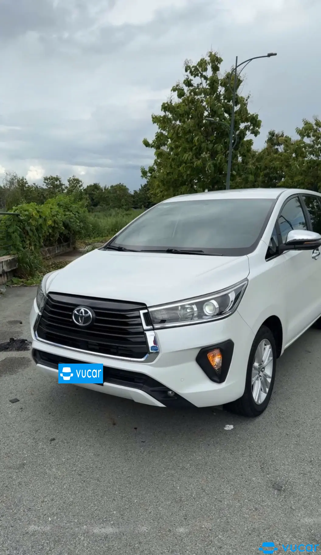 Toyota Innova V 2.0 AT 2021 - Ngoại thất 5