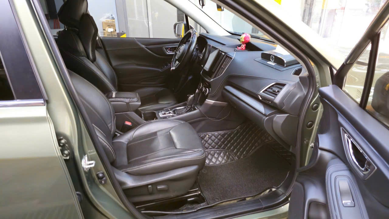 Subaru Forester 2.0i-S EyeSight 2021 - Nội thất 1