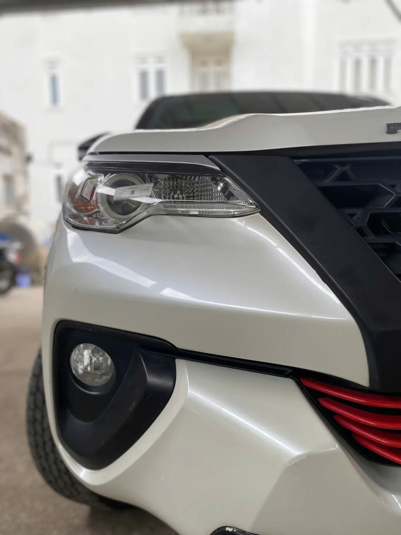 Toyota Fortuner 2.4G 4x2 MT 2017 - Ngoại thất 8