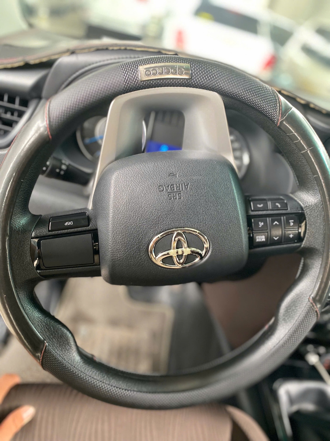 Toyota Fortuner 2.4G 4x2 MT 2017 - Nội thất 7