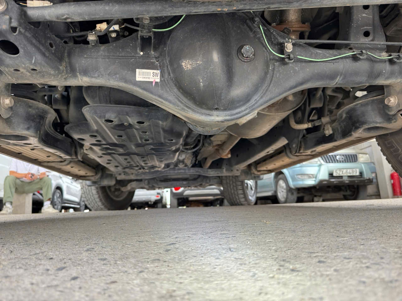Toyota Fortuner 2.4G 4x2 MT 2017 - Gầm & khung xe 3