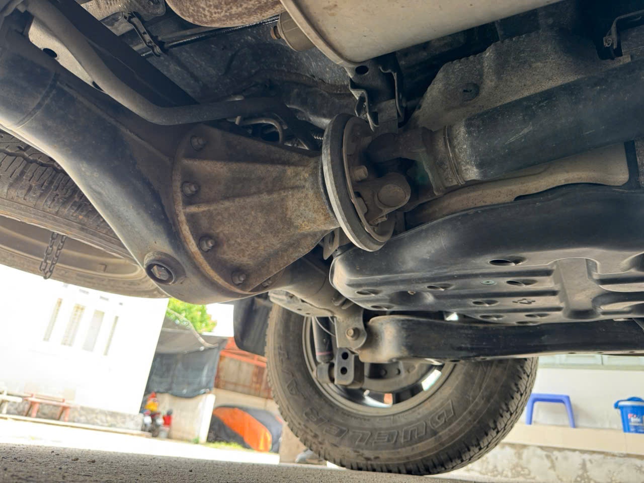 Toyota Fortuner 2.4G 4x2 MT 2017 - Gầm & khung xe 10