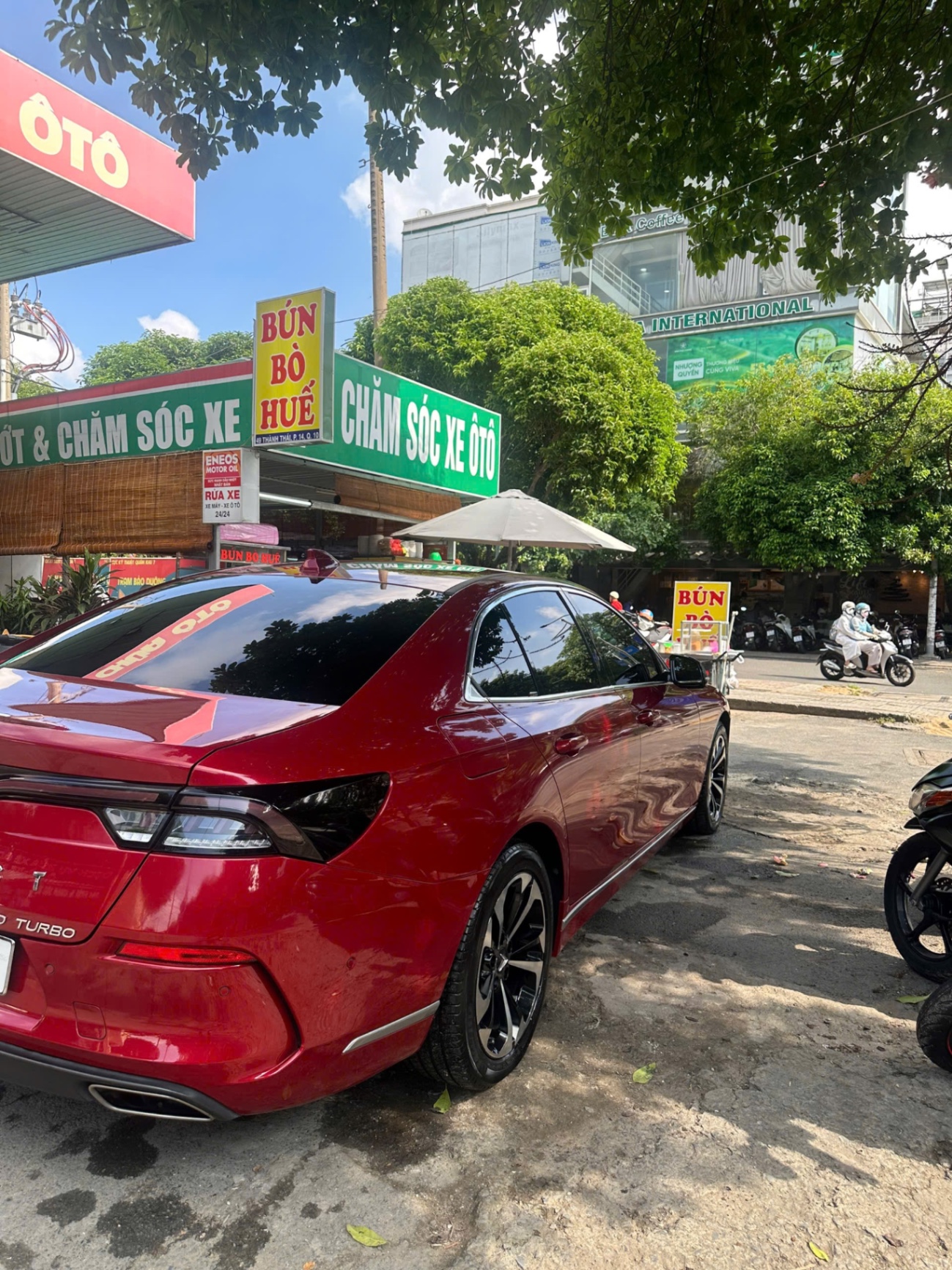 Vinfast Lux a 2.0 Plus 2022 - Ngoại thất 4
