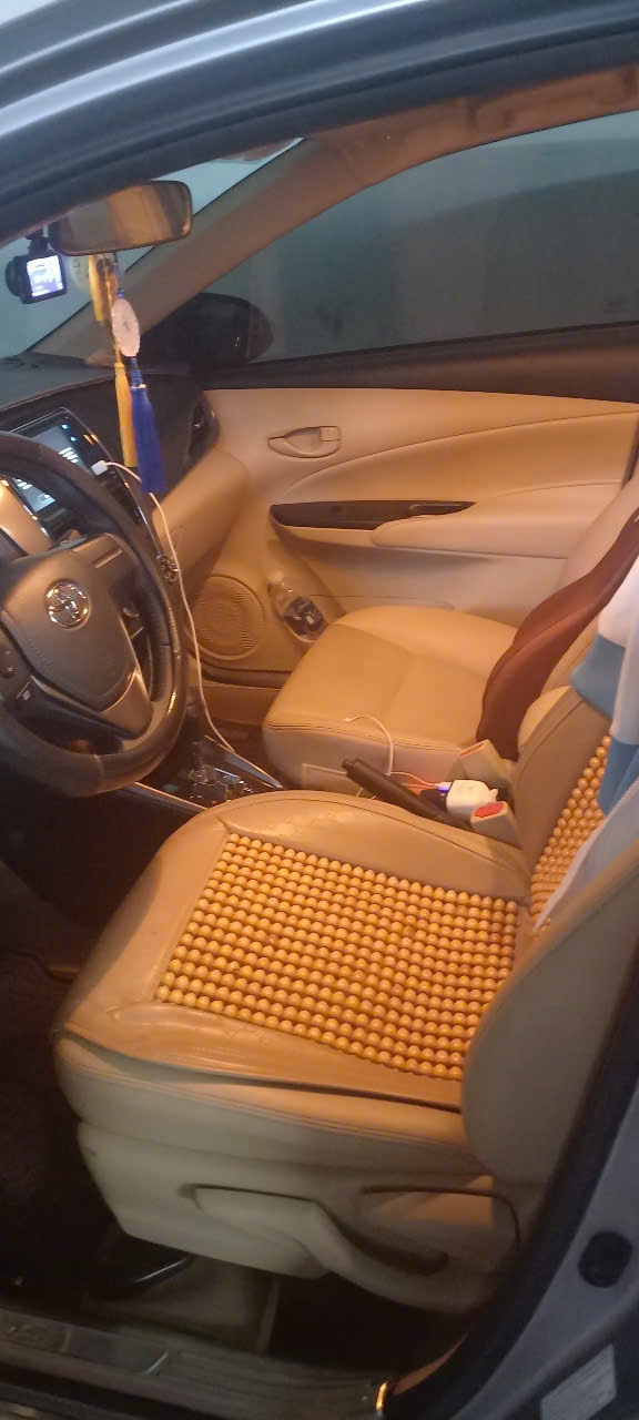 Toyota Vios E CVT 2022 - Nội thất 3