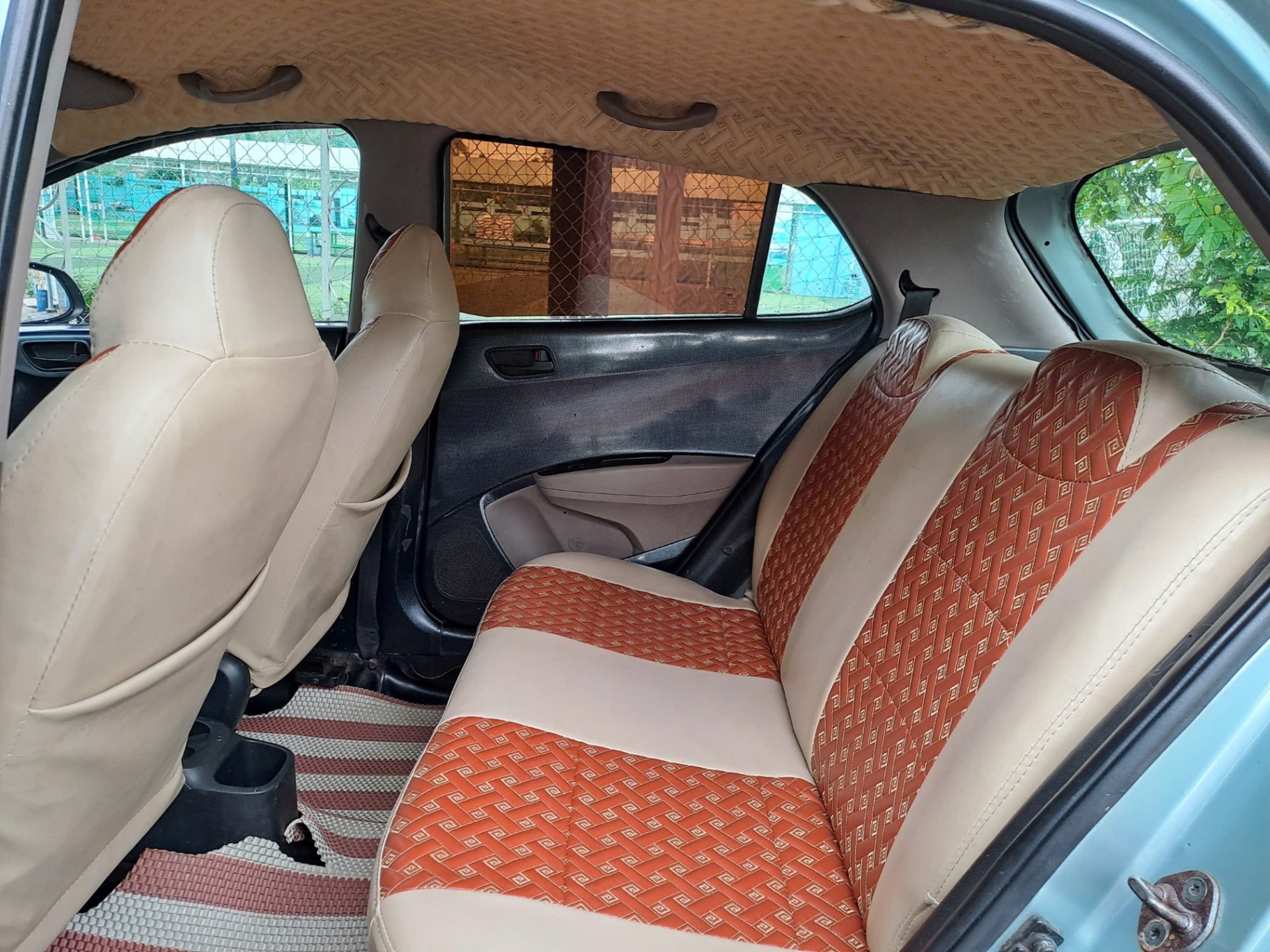 Hyundai I10 Grand 1.0 MT Base 2016 - Nội thất 2