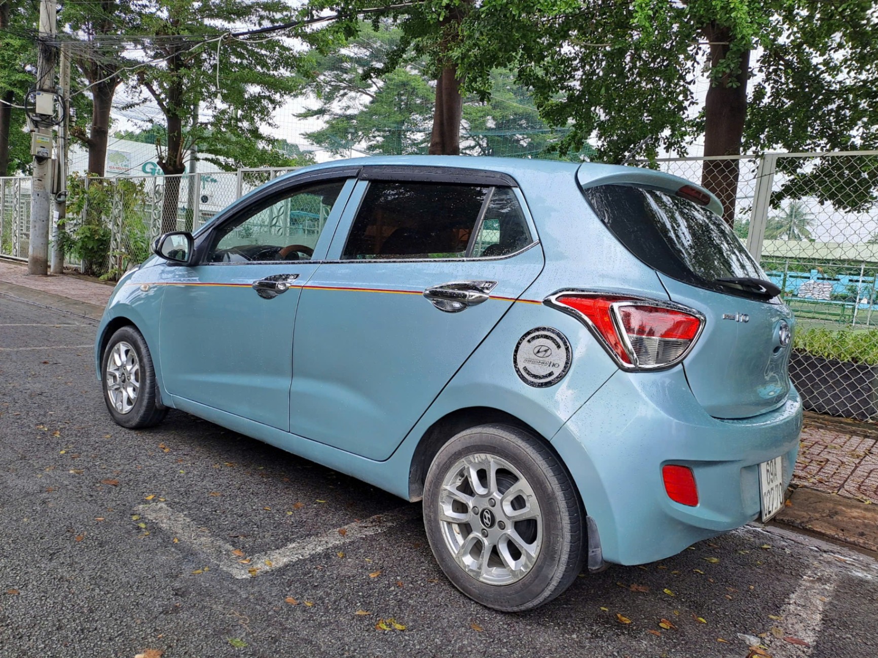 Hyundai I10 Grand 1.0 MT Base 2016 - Ngoại thất 2