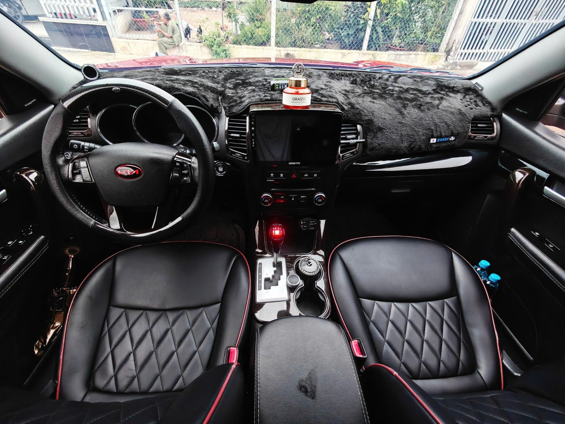 Kia Sorento GAT 2.4L 2WD 2012 - Nội thất 1