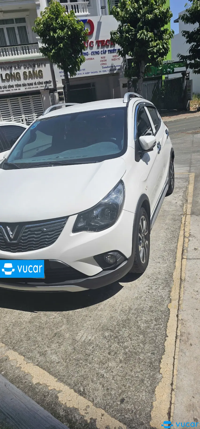 Vinfast Fadil 1.4 AT Plus 2019 - Ngoại thất 2