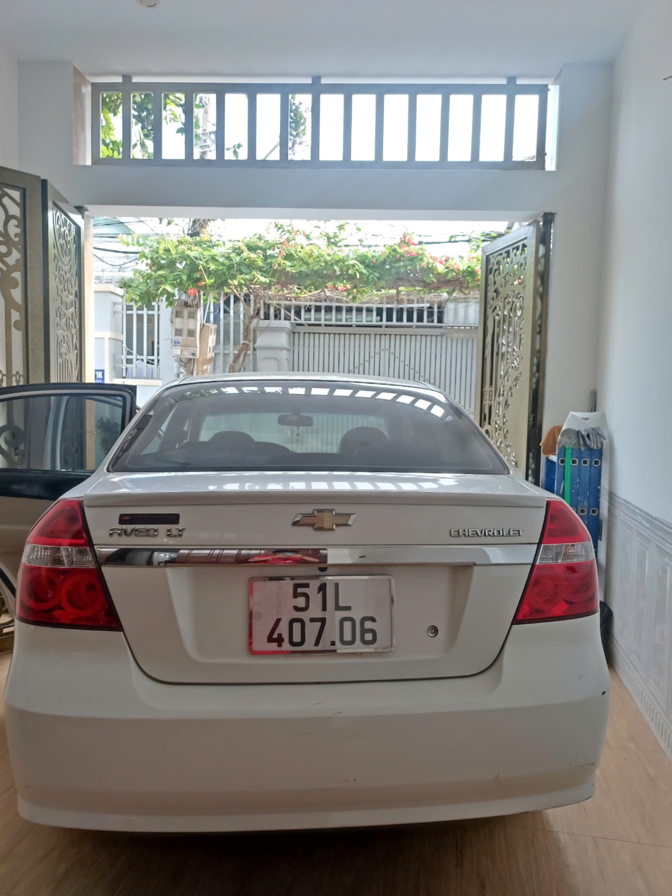 Chevrolet Aveo LT 1.4 MT 2017 - Ngoại thất 1
