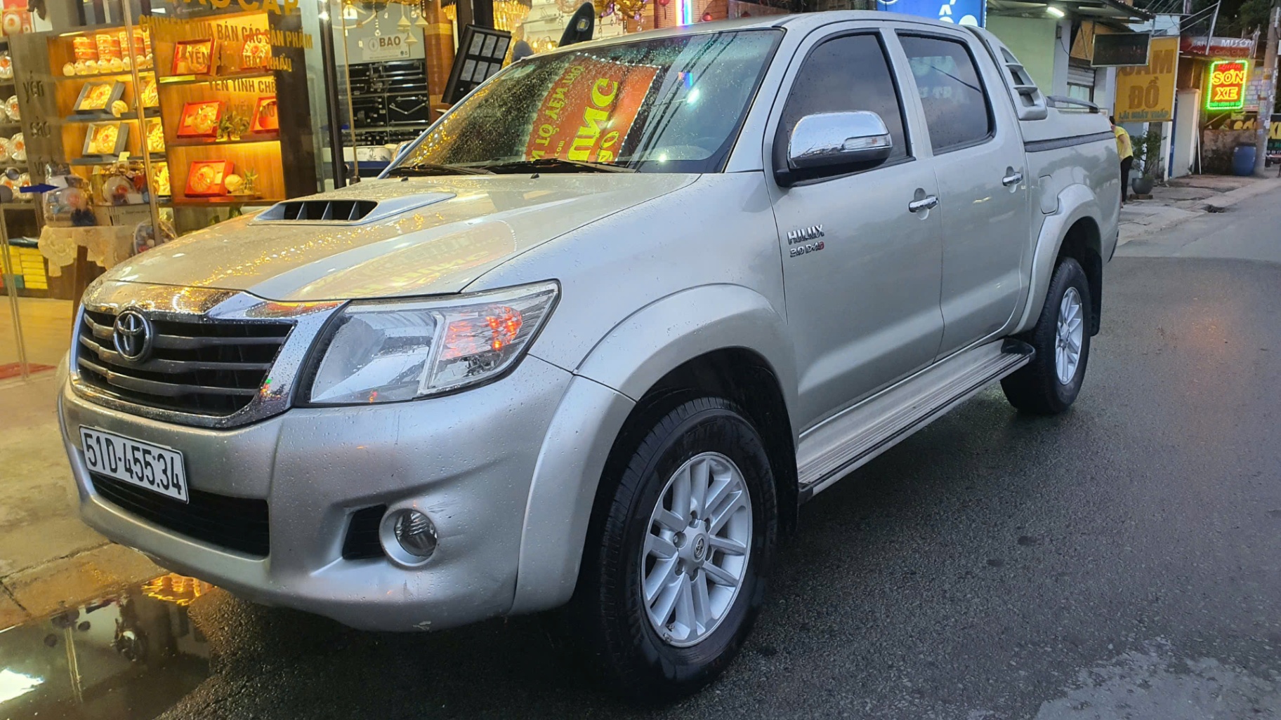 Toyota Hilux 3.0G 4x4 MT 2013