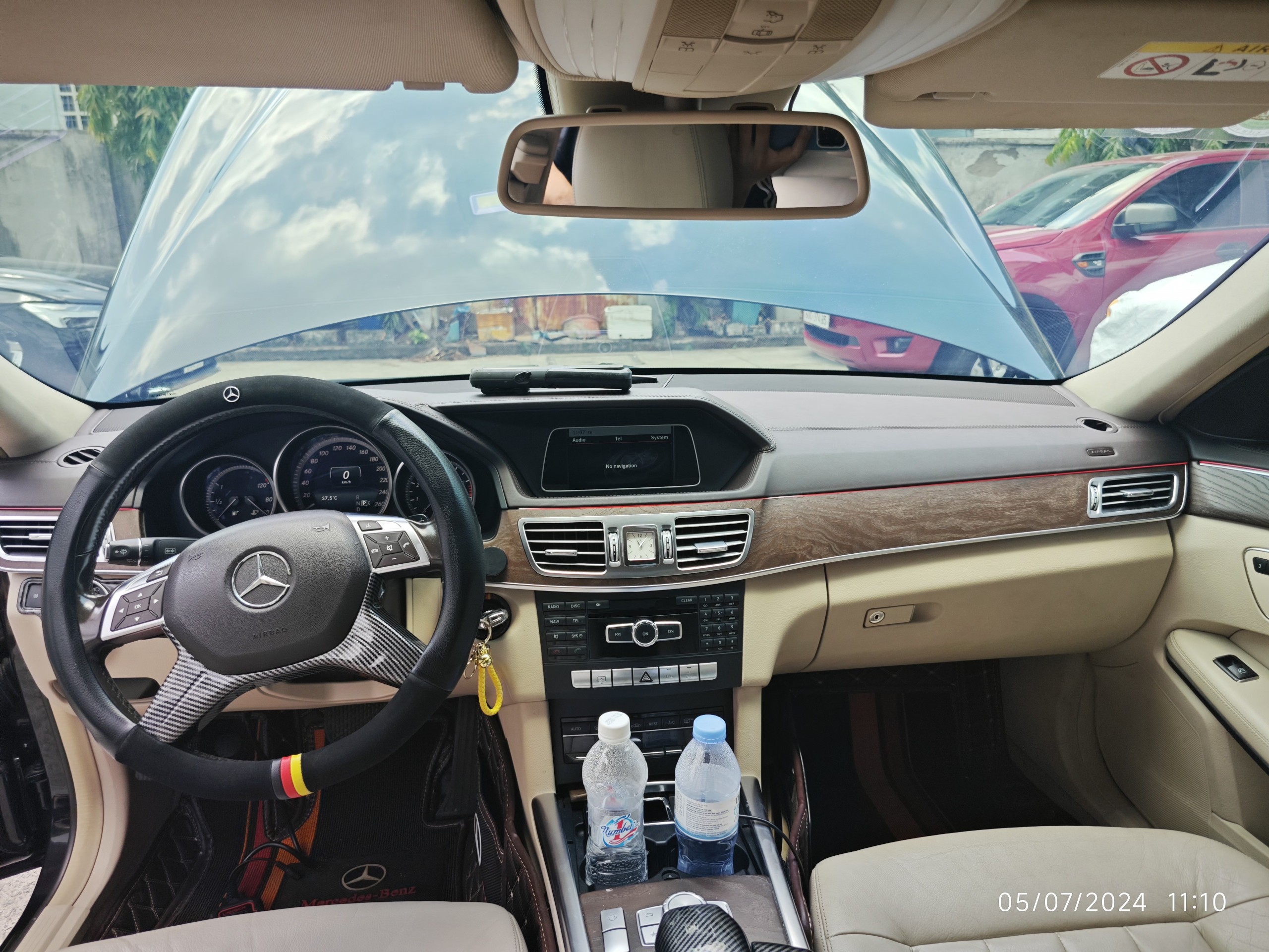 Mercedes E class E200 2015 - Nội thất 4