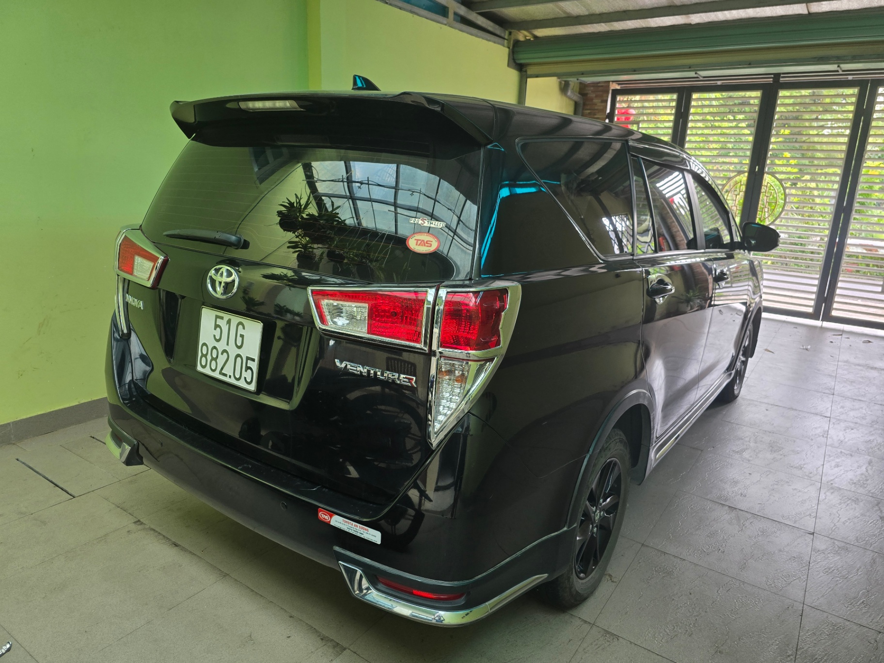 Toyota Innova 2.0 Venturer 2019