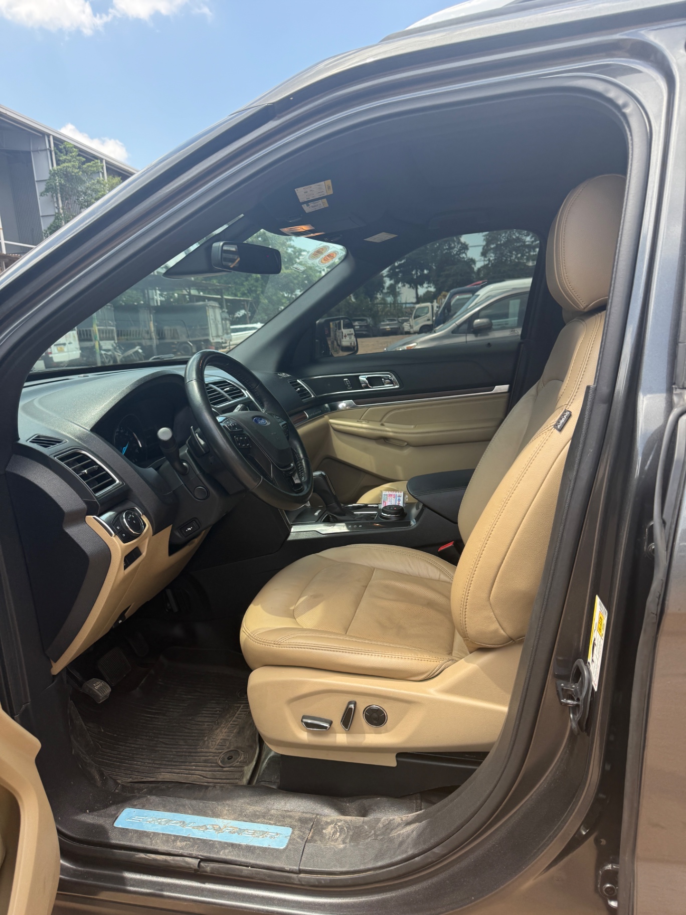 Ford Explorer Limited 2.3L EcoBoost 2017 - Nội thất 3