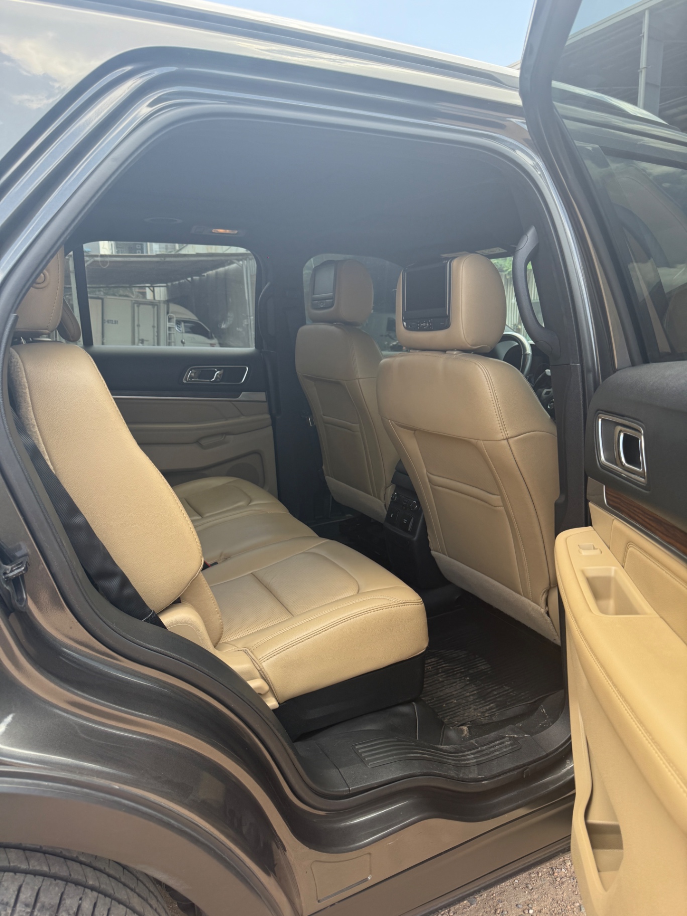 Ford Explorer Limited 2.3L EcoBoost 2017 - Nội thất 2
