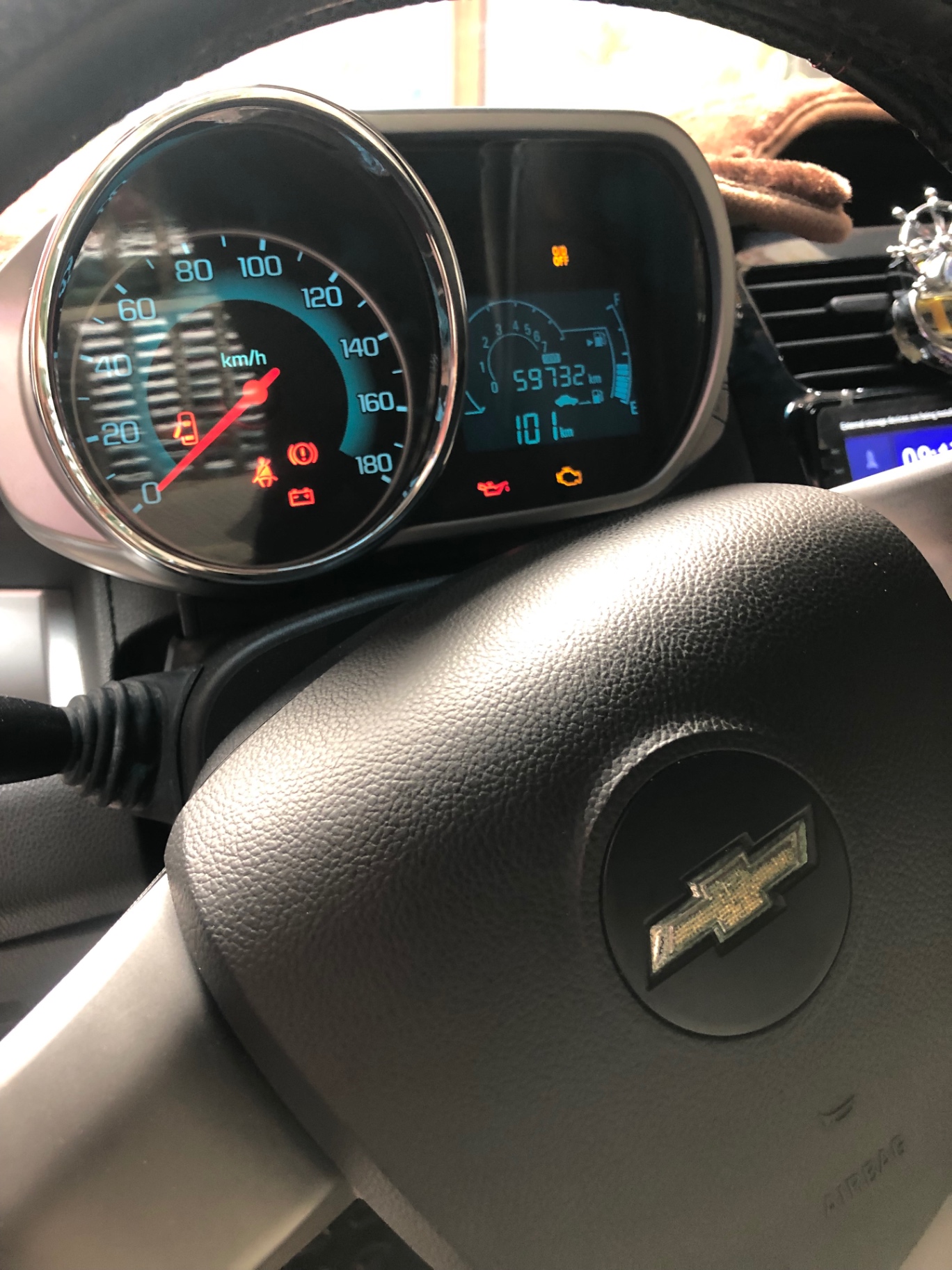 Chevrolet Spark LTZ 1.0 AT Zest 2015 - Nội thất 2