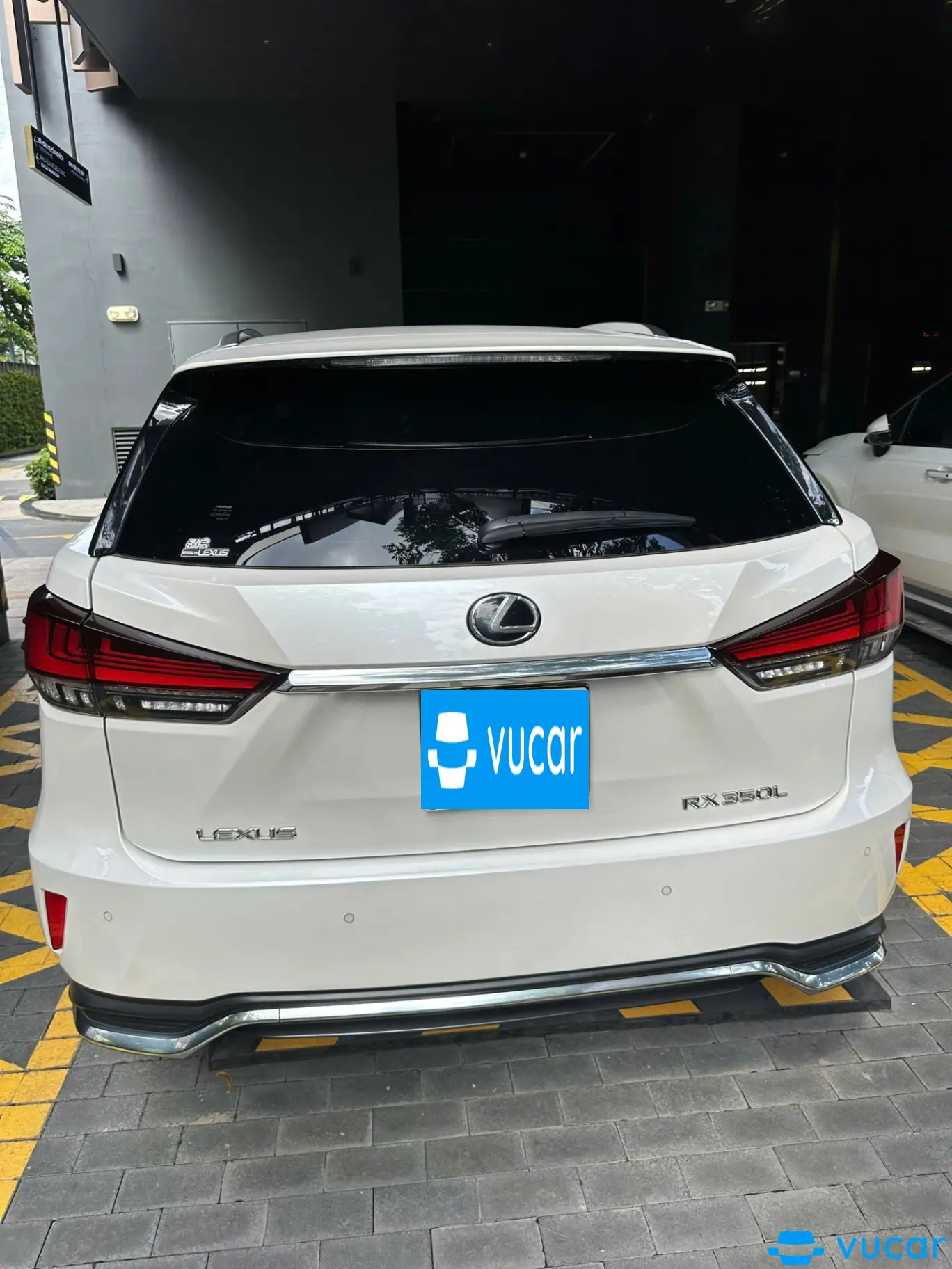 Lexus Rx 350L 2019 - Ngoại thất 7