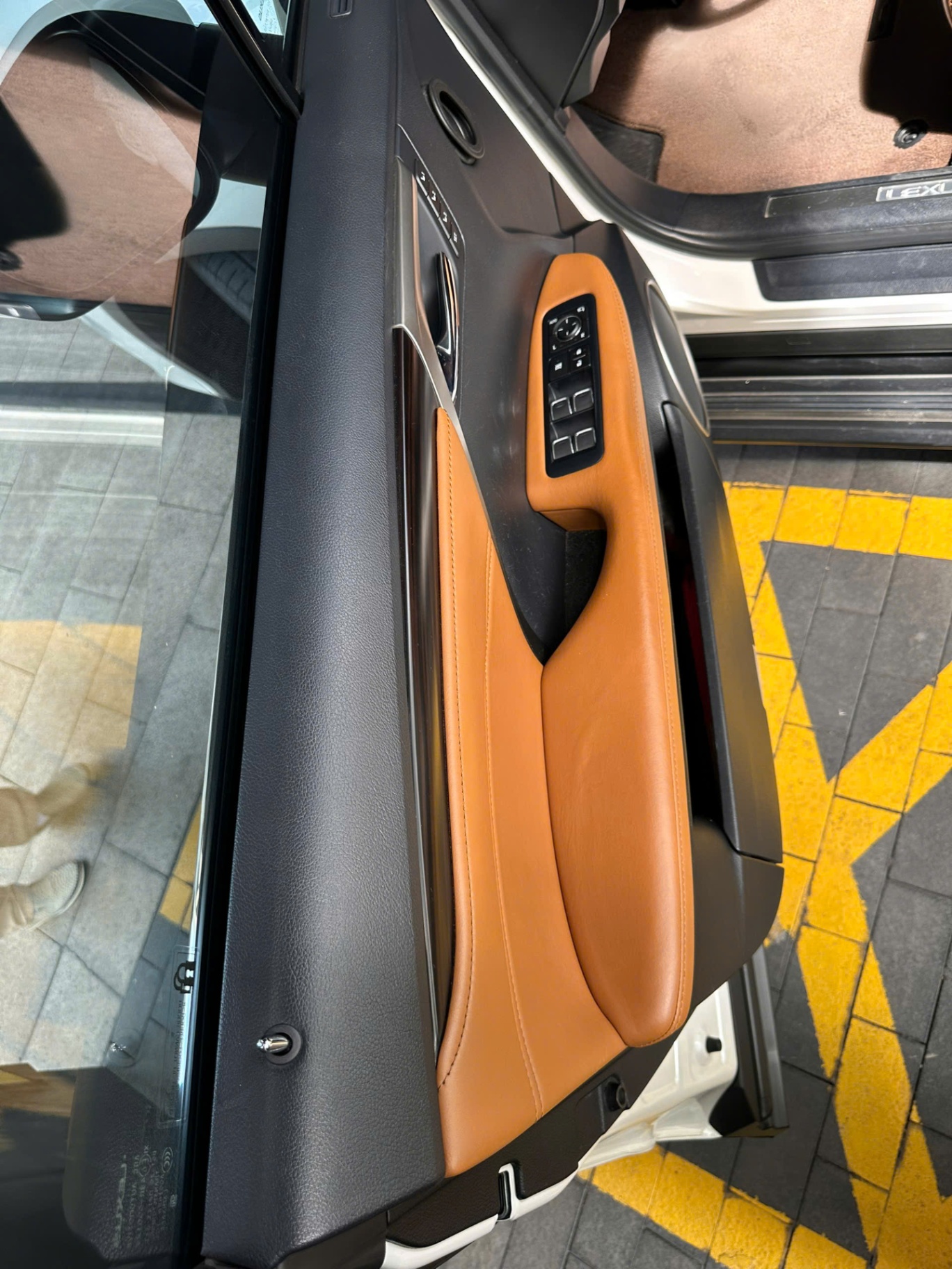 Lexus Rx 350L 2019 - Nội thất 4