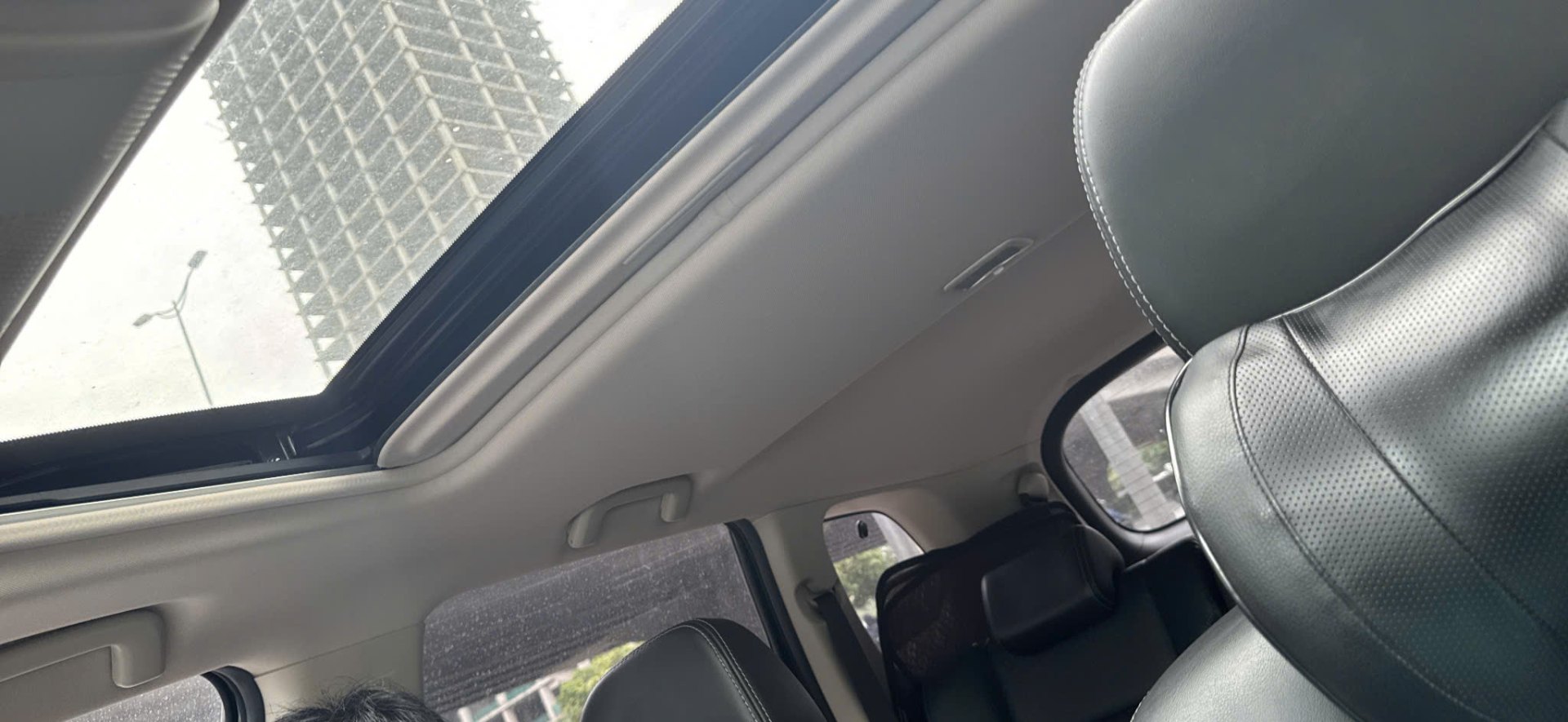 Mitsubishi Outlander 2.0 CVT Premium 2020 - Nội thất 5