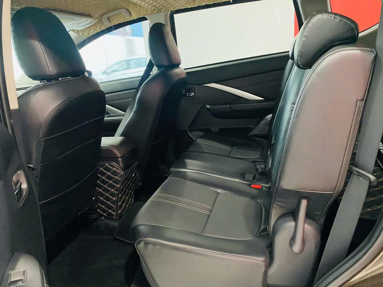 Mitsubishi Xpander Premium 1.5 AT 2022 - Nội thất 2