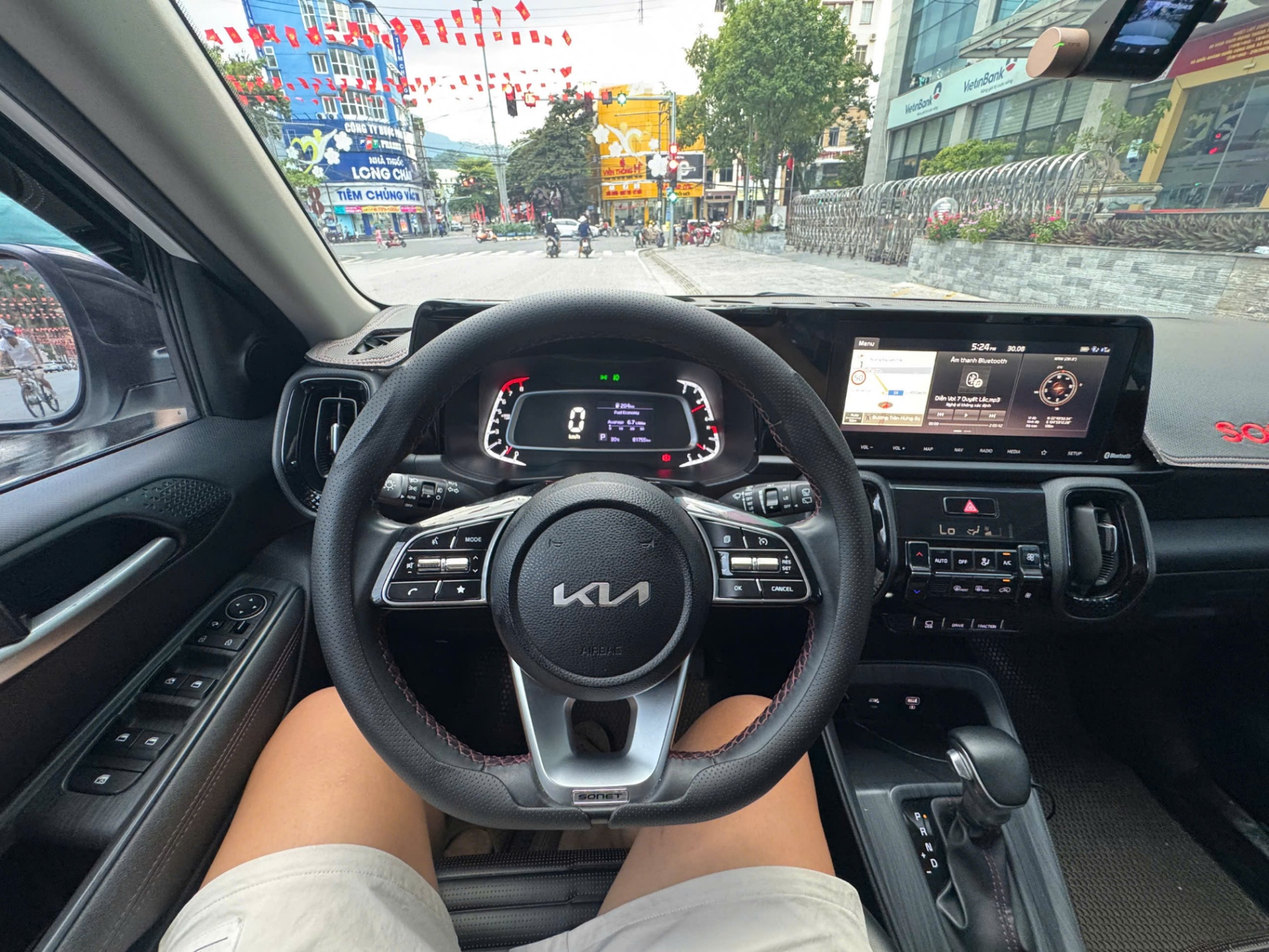 Kia Sonet Premium 1.5 AT 2022 - Nội thất 4