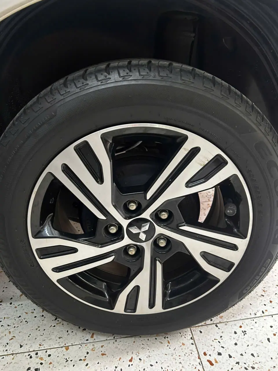 Mitsubishi Xpander 1.5 AT 2021 - Ngoại thất 9