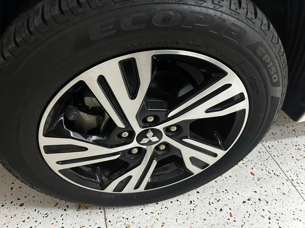 Mitsubishi Xpander 1.5 AT 2021 - Ngoại thất 14