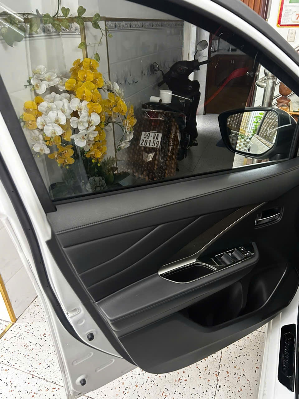 Mitsubishi Xpander 1.5 AT 2021 - Nội thất 8