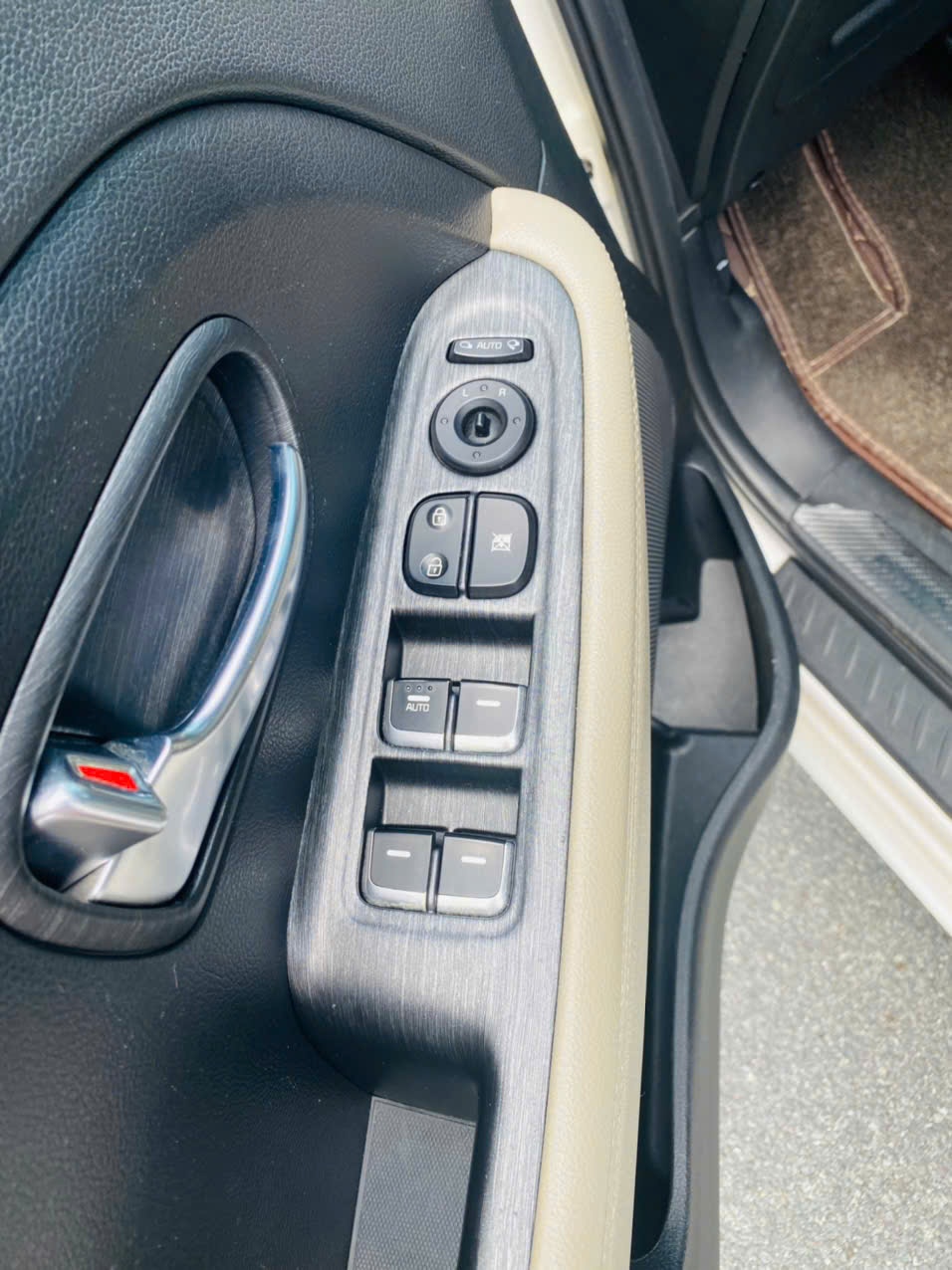 Kia Rondo 2019 GATH - Nội thất 3
