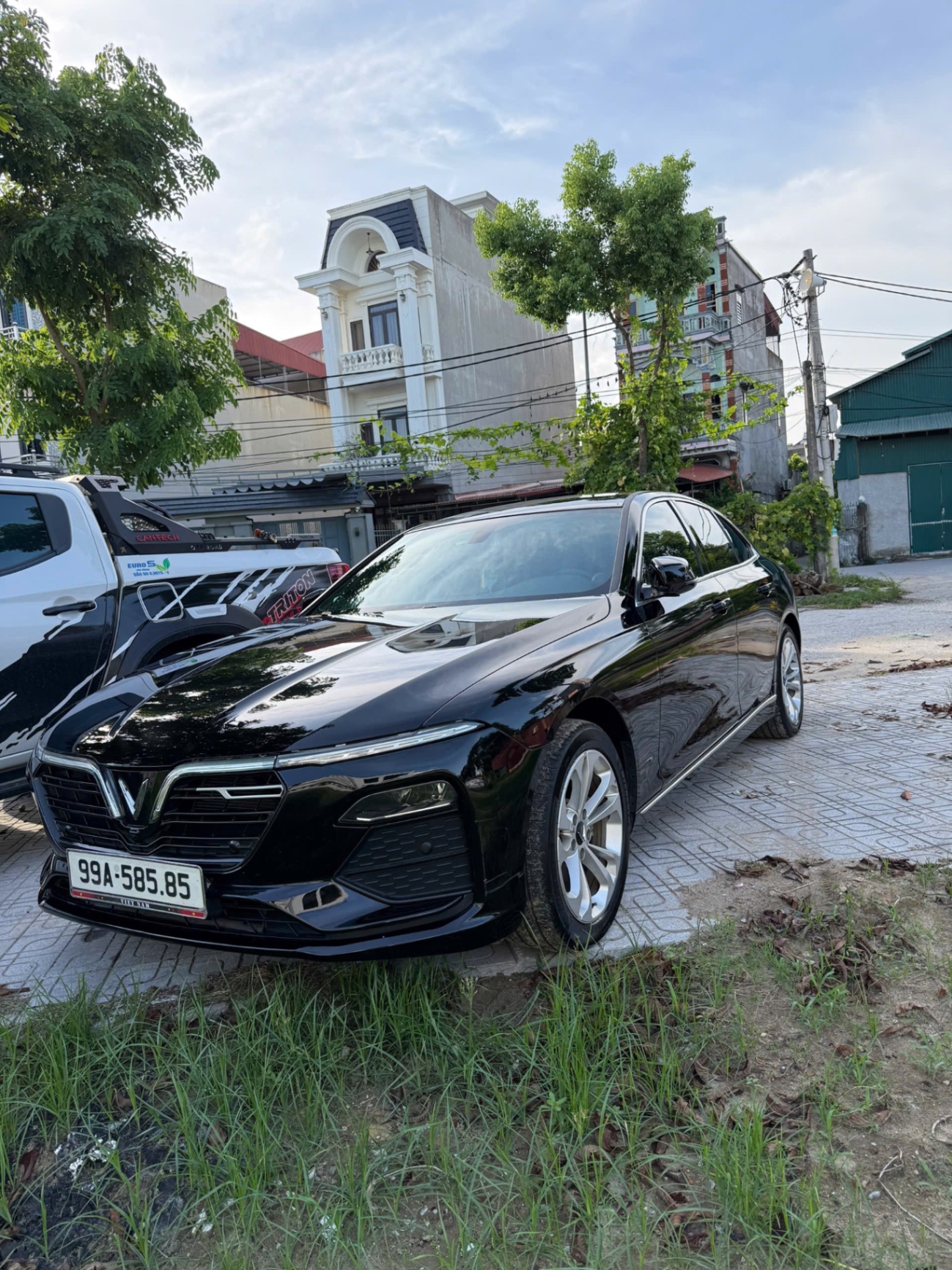 Ảnh xe VinFast Lux a 2.0 Base tiêu chuẩn 2022