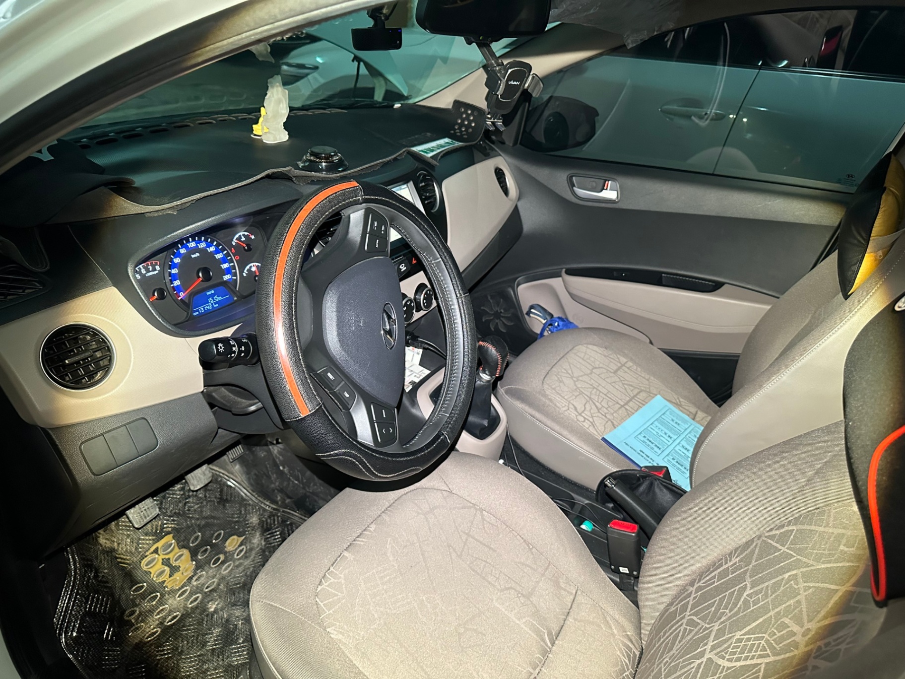 Hyundai I10 Grand 1.2 MT 2020 - Nội thất 2