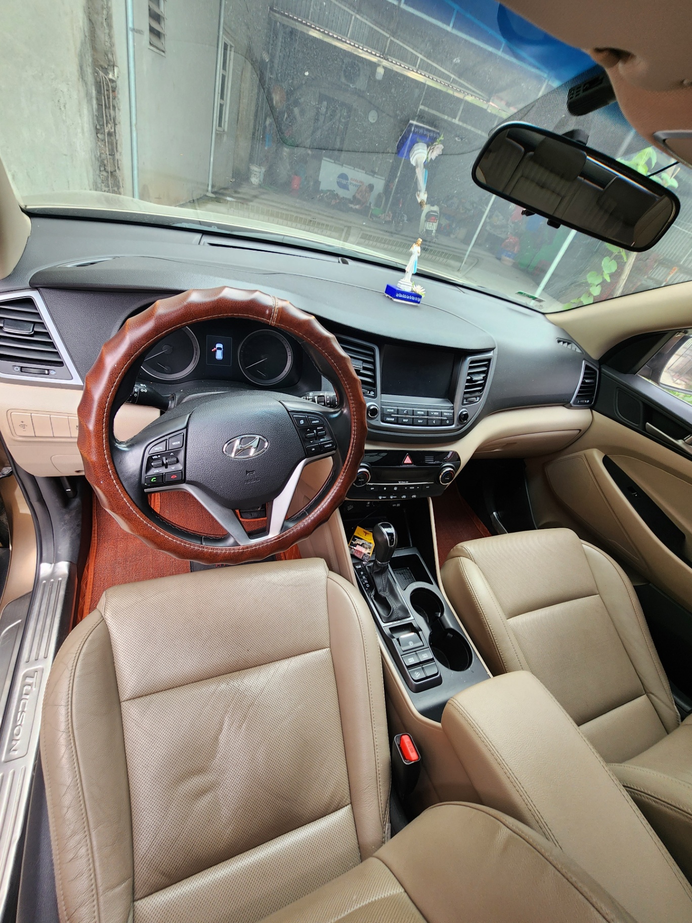 Hyundai Tucson 2.0 AT CRDi 2018 - Nội thất 1