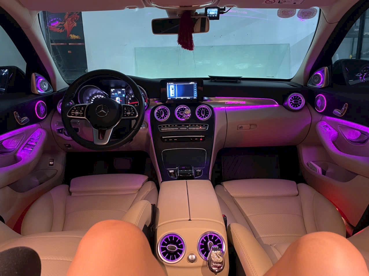 Mercedes C class C200 2019 - Nội thất 1