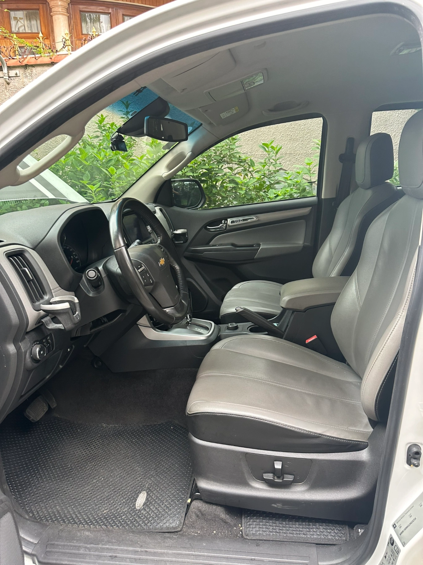 Chevrolet Colorado High Country 2.8L 4x4 AT 2017 - Nội thất 2