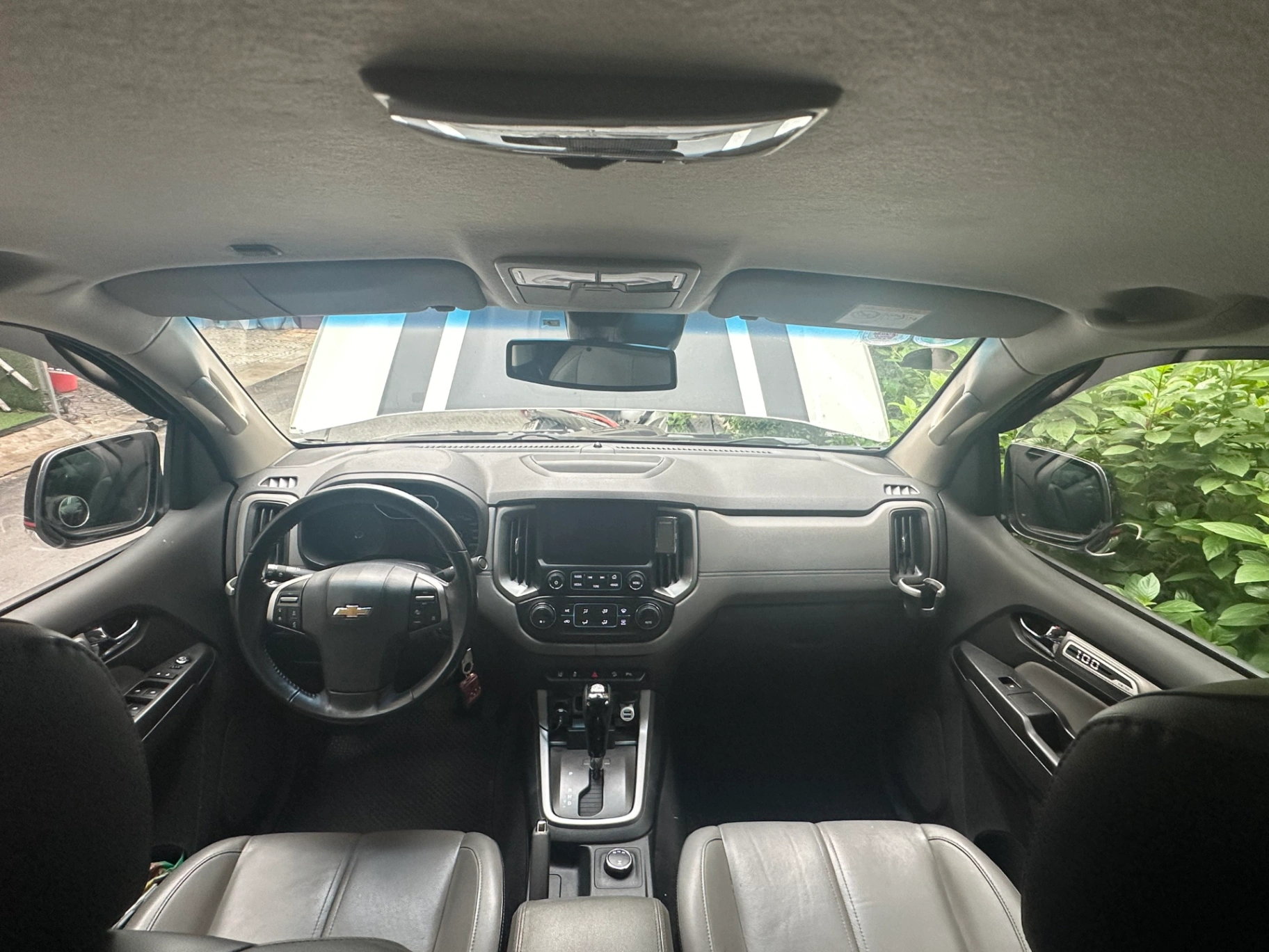 Chevrolet Colorado High Country 2.8L 4x4 AT 2017 - Nội thất 6