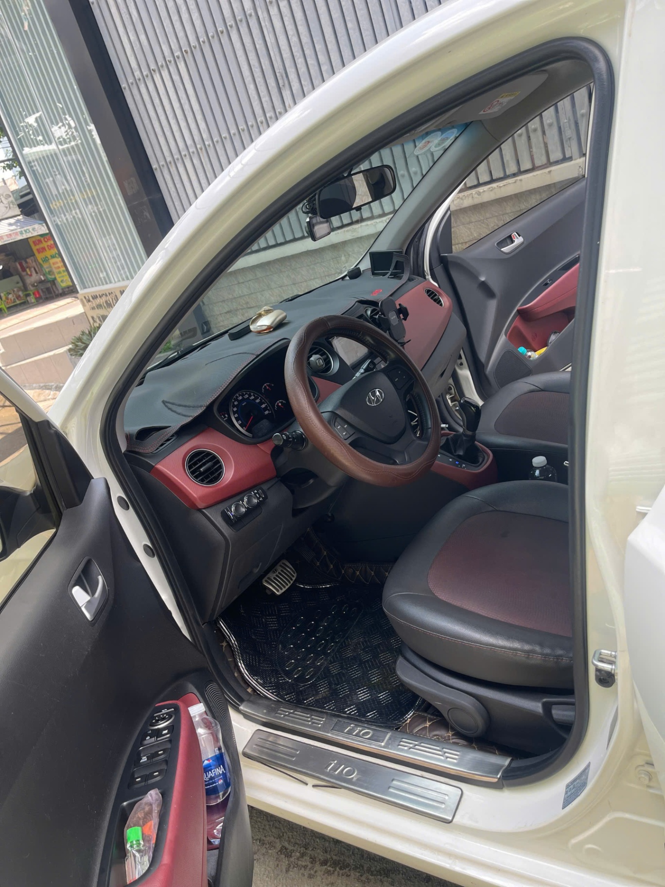 Hyundai I10 Grand 1.2 AT 2017 - Nội thất 6