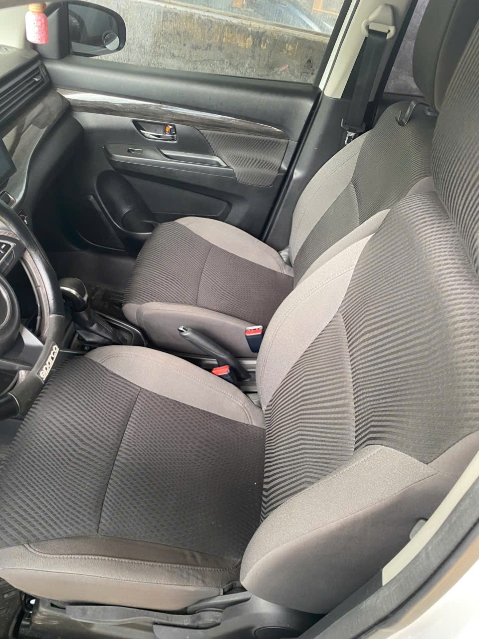 Suzuki Ertiga Hybrid 1.5 AT 2022 - Nội thất 3