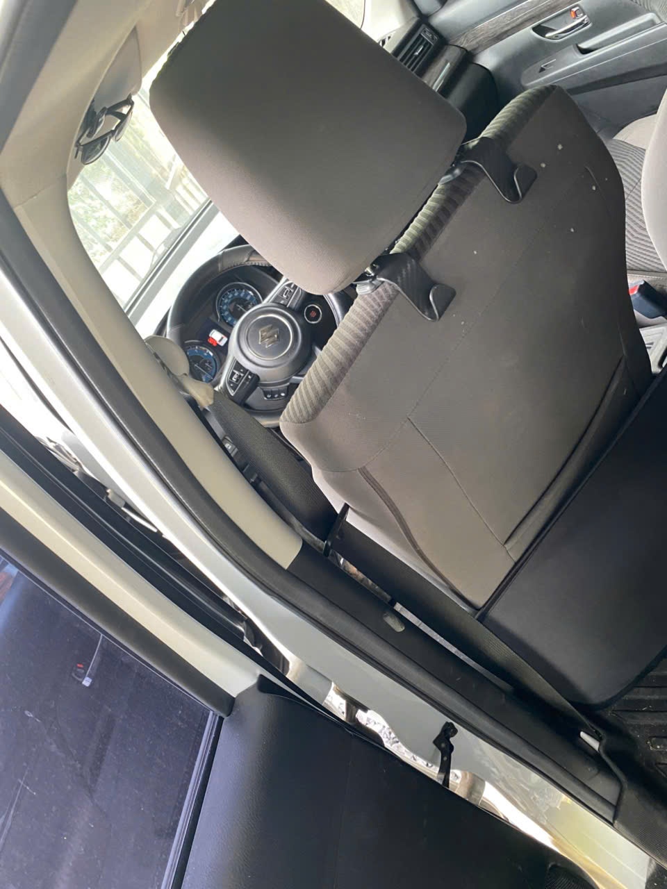 Suzuki Ertiga Hybrid 1.5 AT 2022 - Nội thất 5