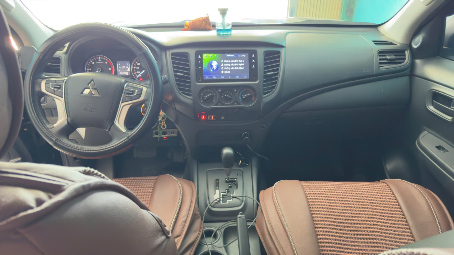 Mitsubishi Triton 4x2 AT Mivec 2021 - Nội thất 4