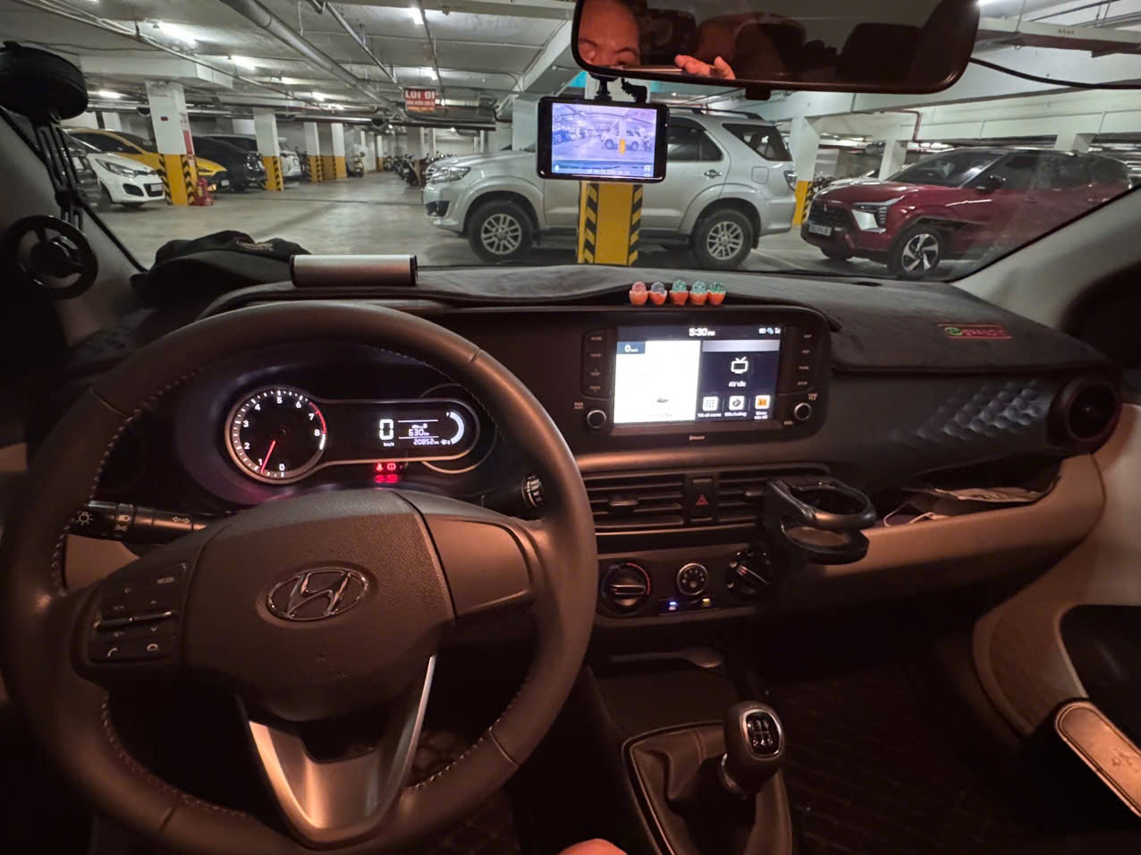Hyundai I10 Grand 1.2 MT 2021 - Nội thất 2