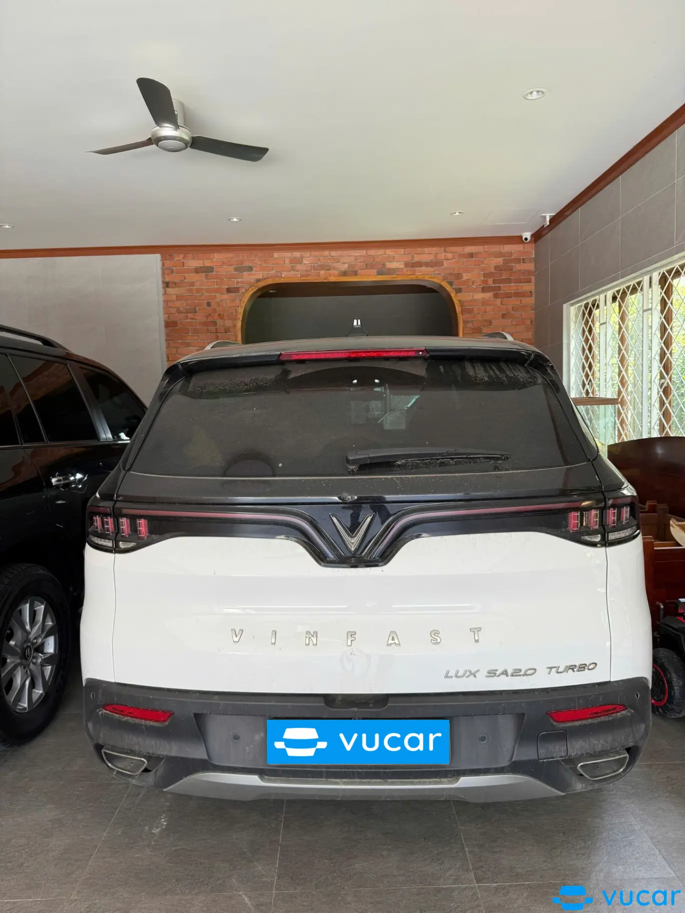 Vinfast Lux sa 2.0 Plus 2.0 AT 2019 - Ngoại thất 3