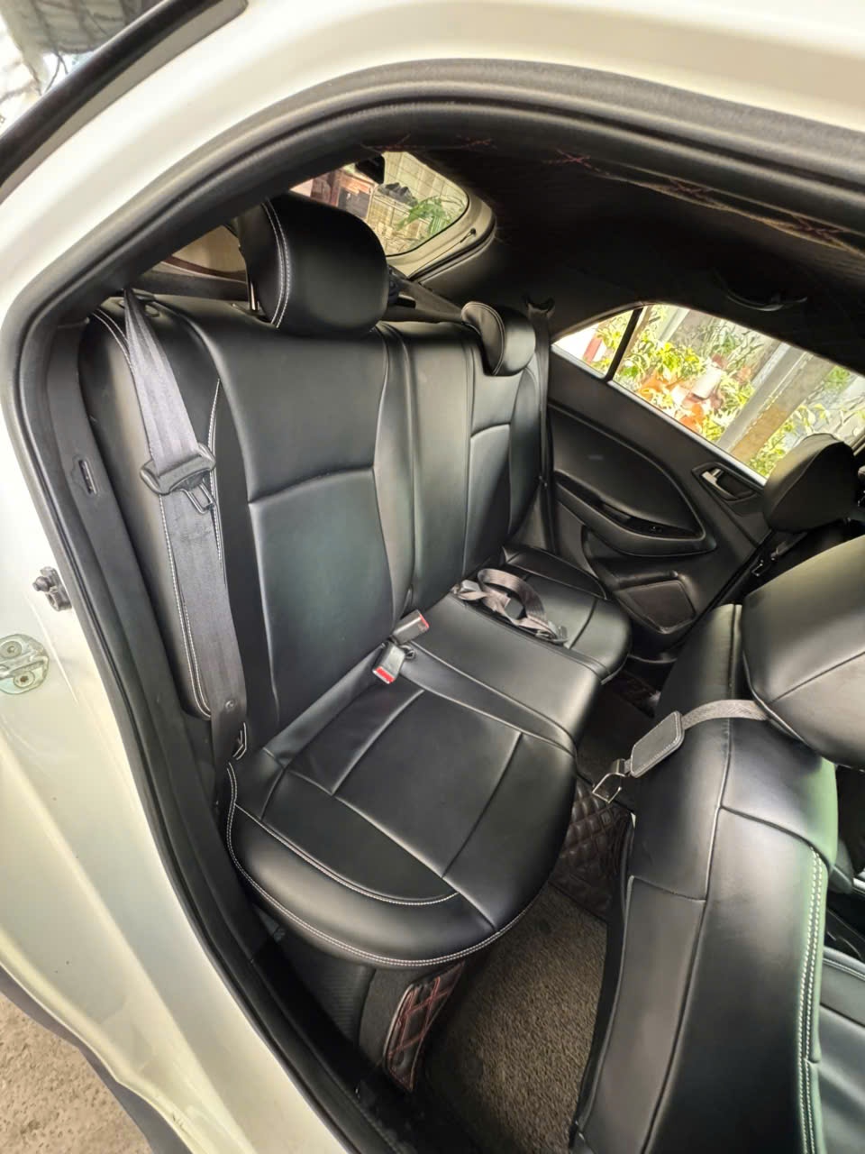 Hyundai I20 Active 1.4 AT 2015 - Nội thất 4